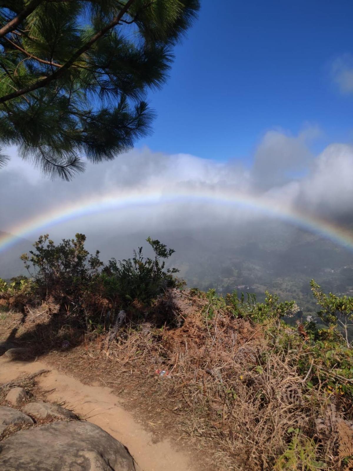 ボケテ Agartha Mountain Retreatホステル エクステリア 写真