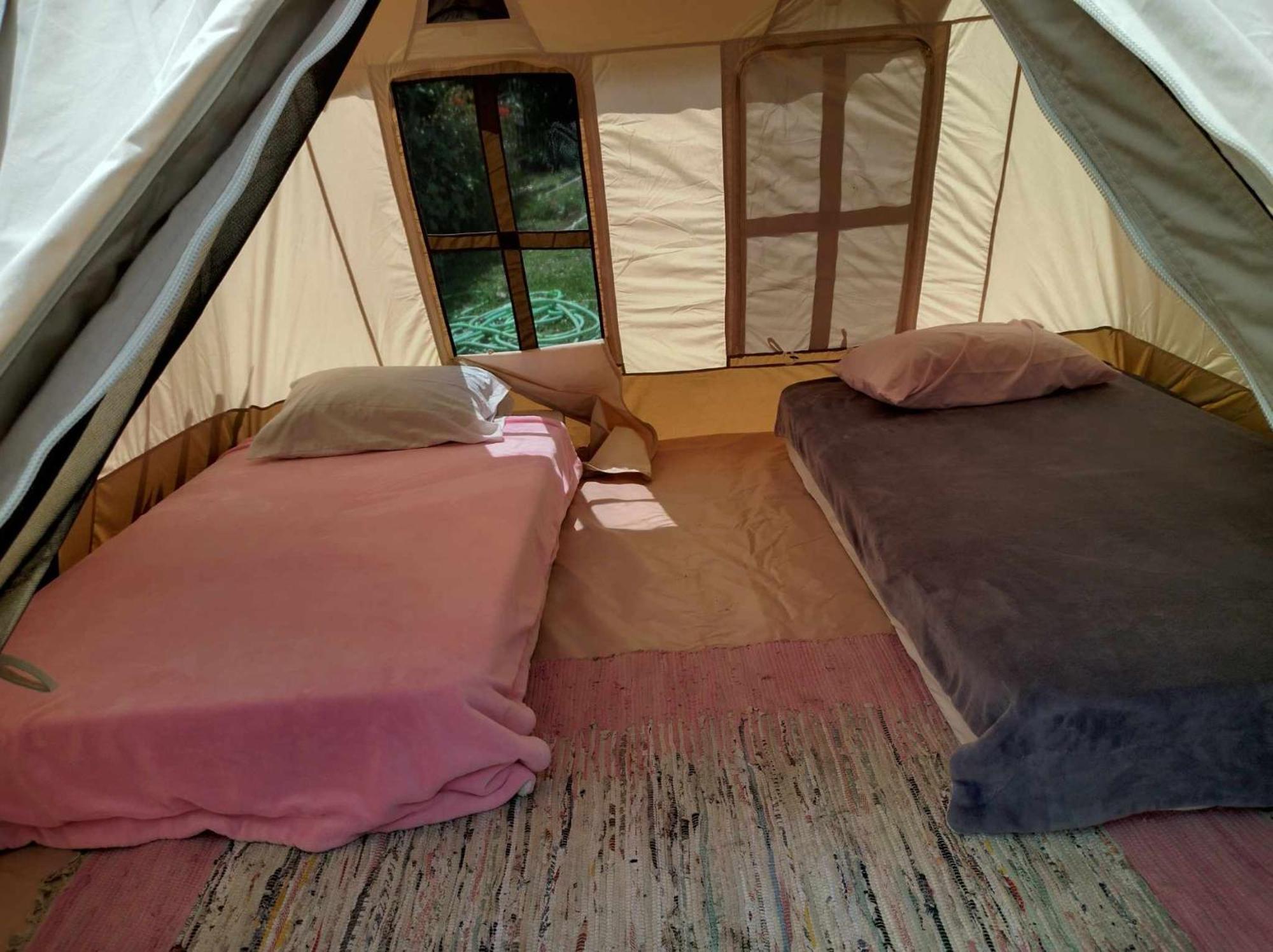 ボケテ Agartha Mountain Retreatホステル エクステリア 写真